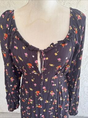 Billabong Black Floral Long Sleeve Midi Dress size Large